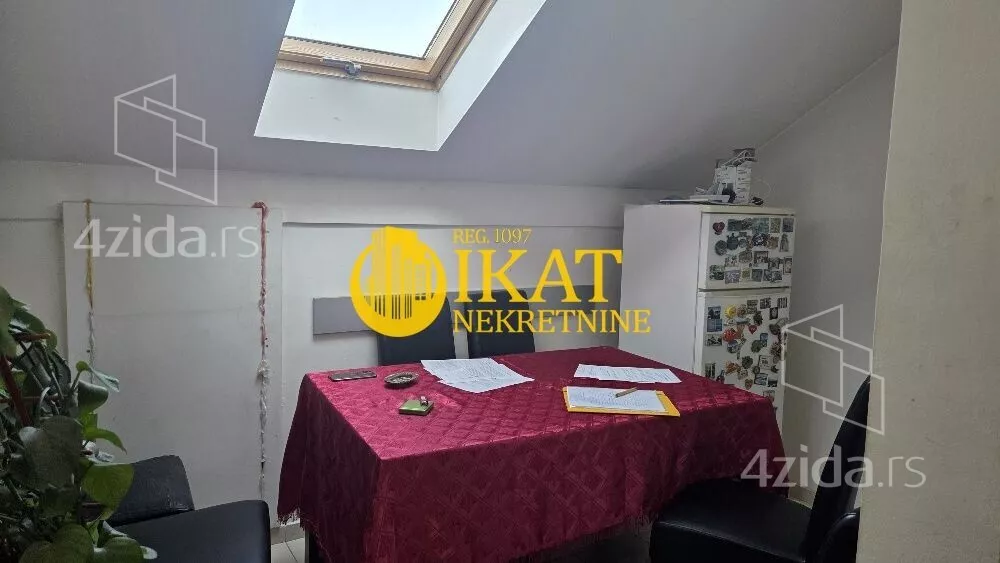 Šestosoban stan | 4zida