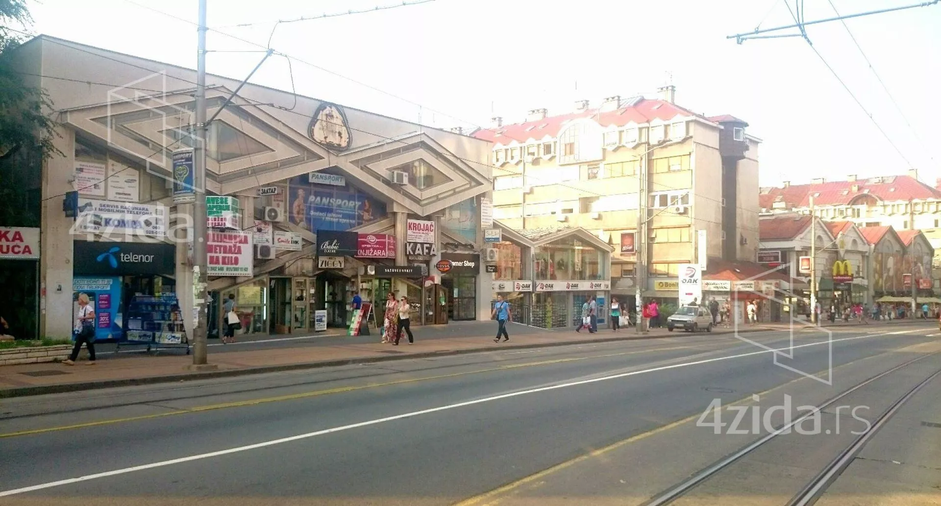 Lokal | 4zida