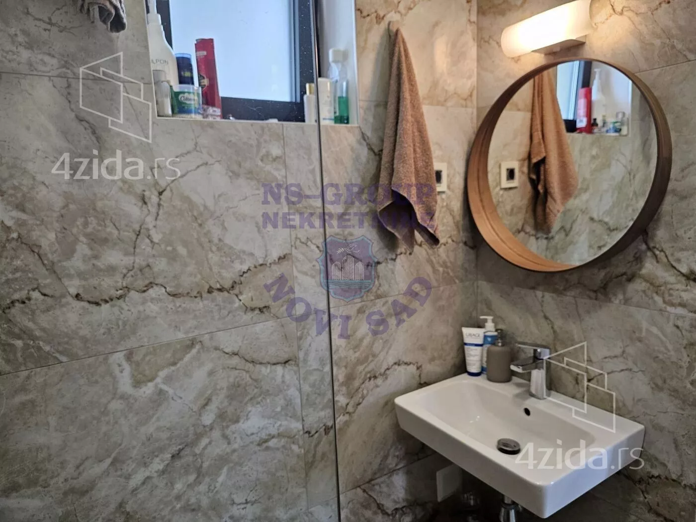 Petosoban stan | 4zida