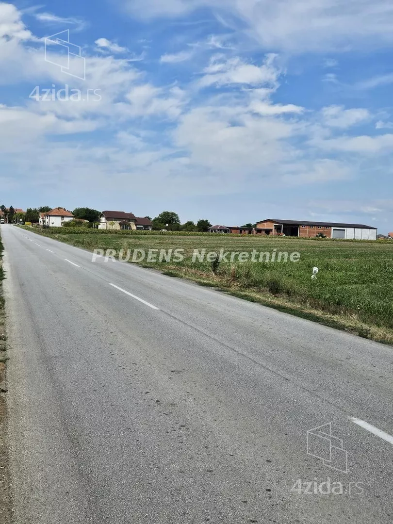 Plac | 4zida