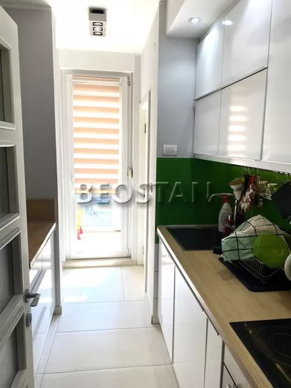 Nedeljka Gvozdenovica | 4zida.rs