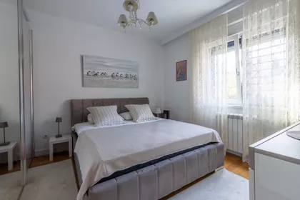 Južni Bulevar | 4zida.rs