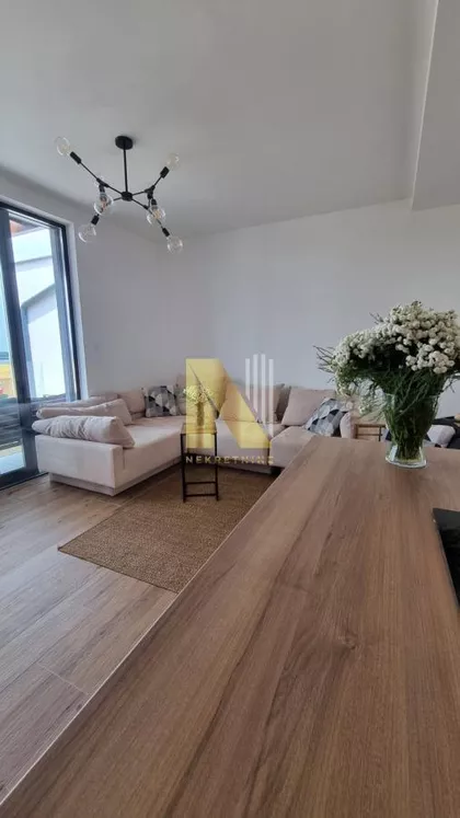 Sremska Kamenica | 4zida.rs