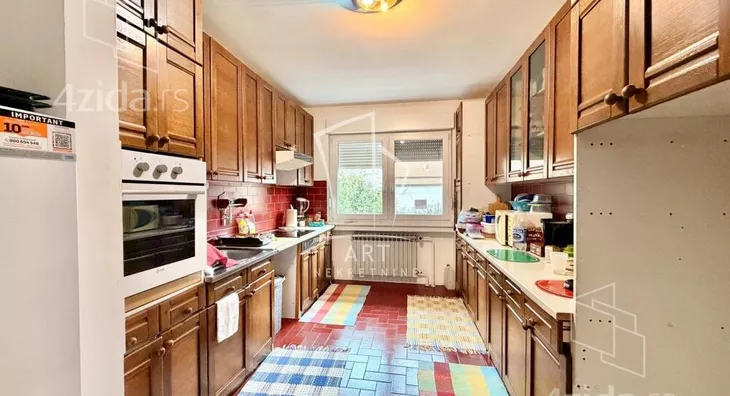 3-etažna kuća | 4zida