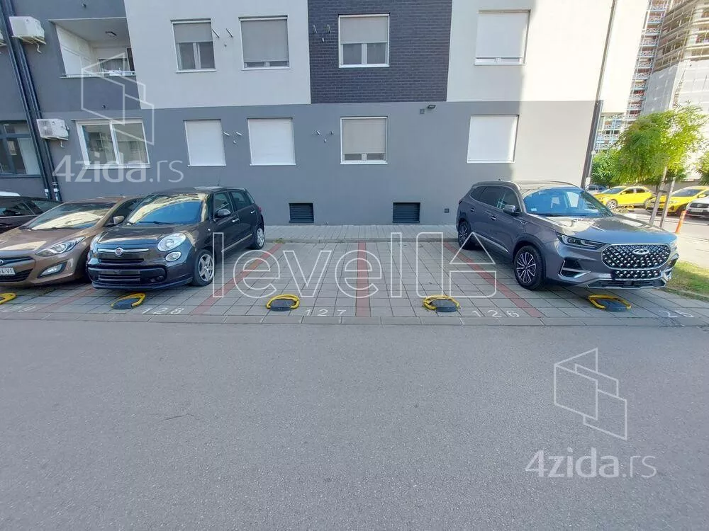 Garaža | 4zida