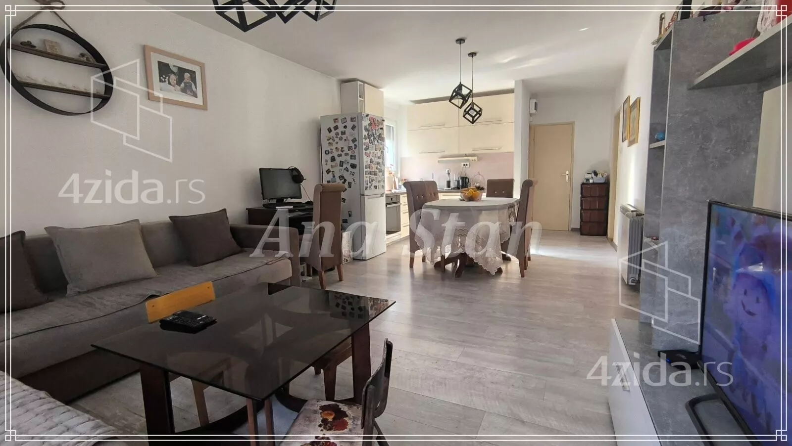 Trosoban stan | 4zida