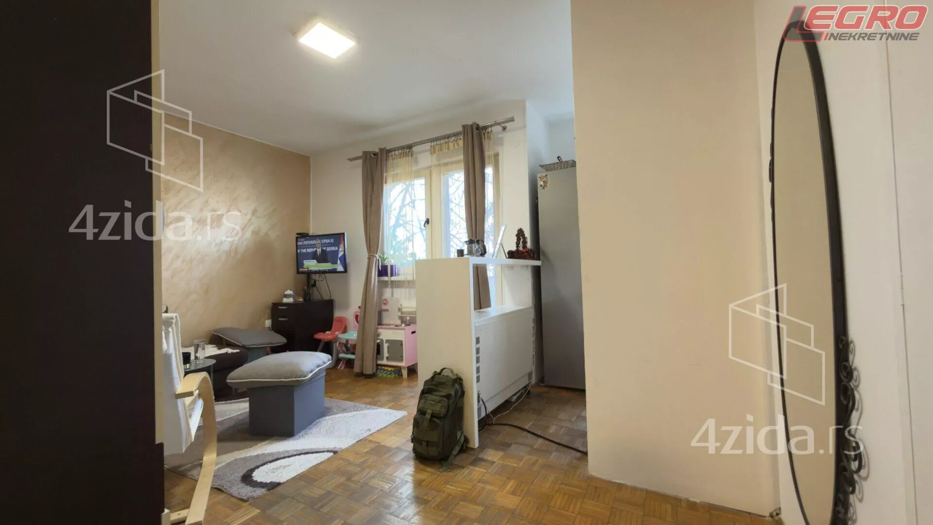 Jednoiposoban stan | 4zida