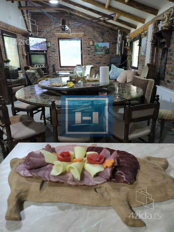 Ugostiteljski objekat | 4zida