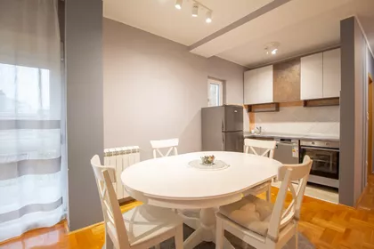 Hram Svetog Save | 4zida.rs