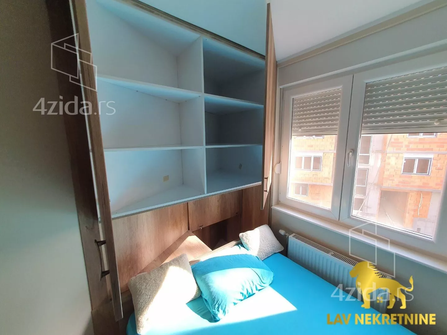 Jednoiposoban stan | 4zida