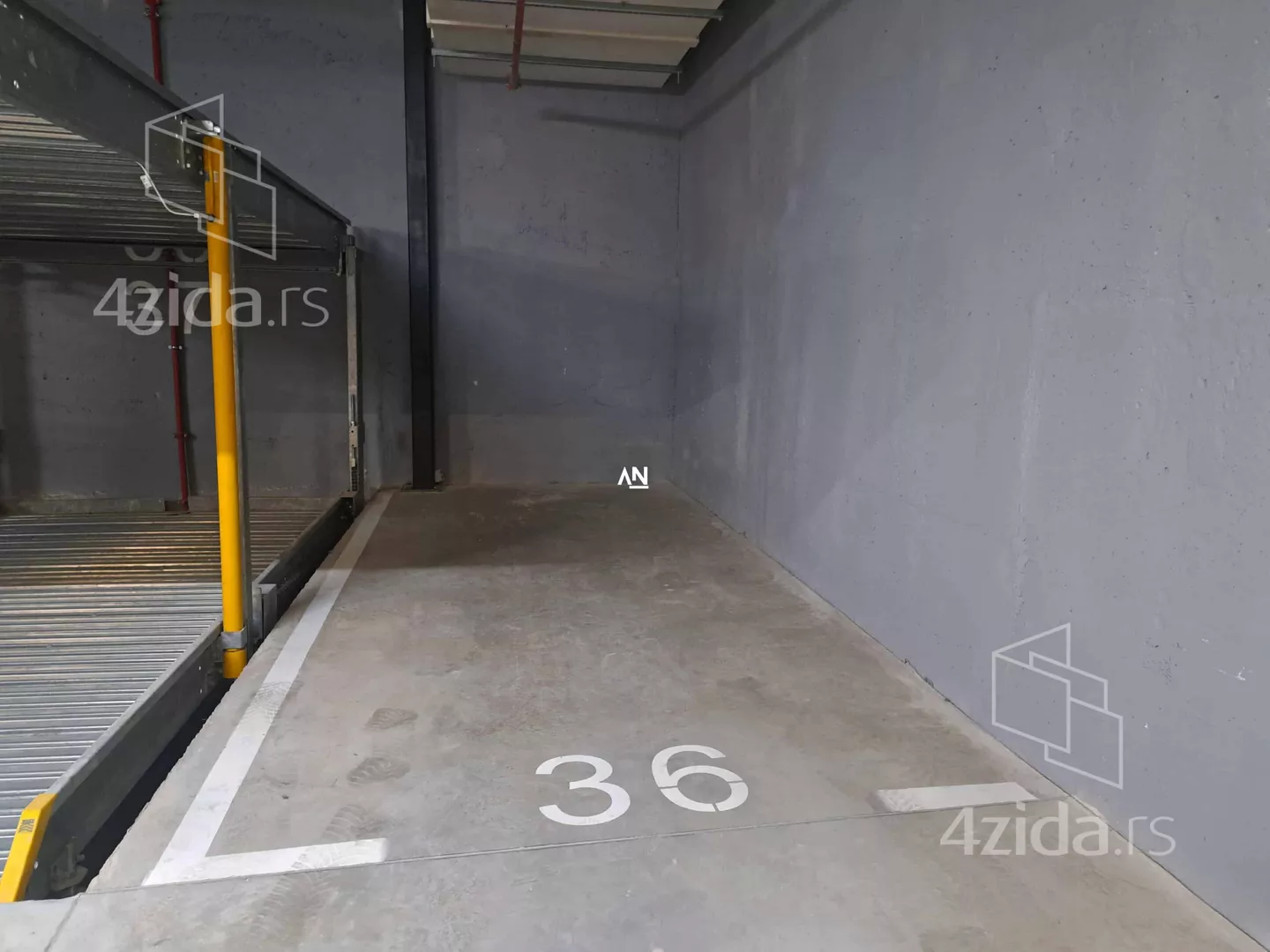 Garaža | 4zida