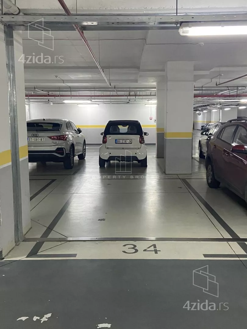 Garaža | 4zida