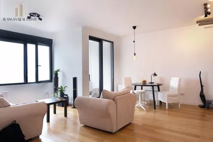 Karpoševa | 4zida.rs