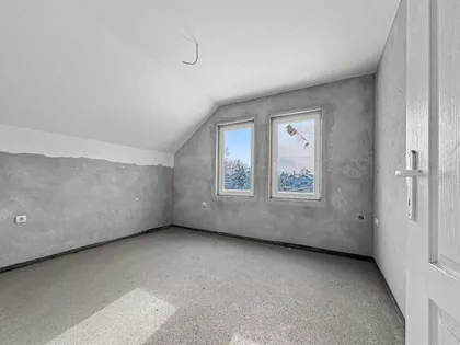 Misa Vinogradi | 4zida.rs