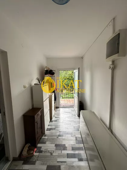 Izletnička | 4zida.rs