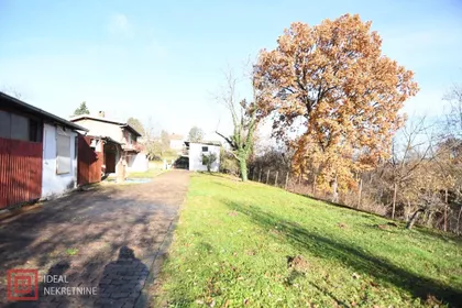 Vrčin | 4zida.rs