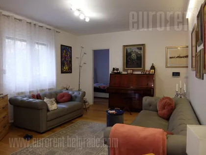 CRVENI KRST | 4zida.rs