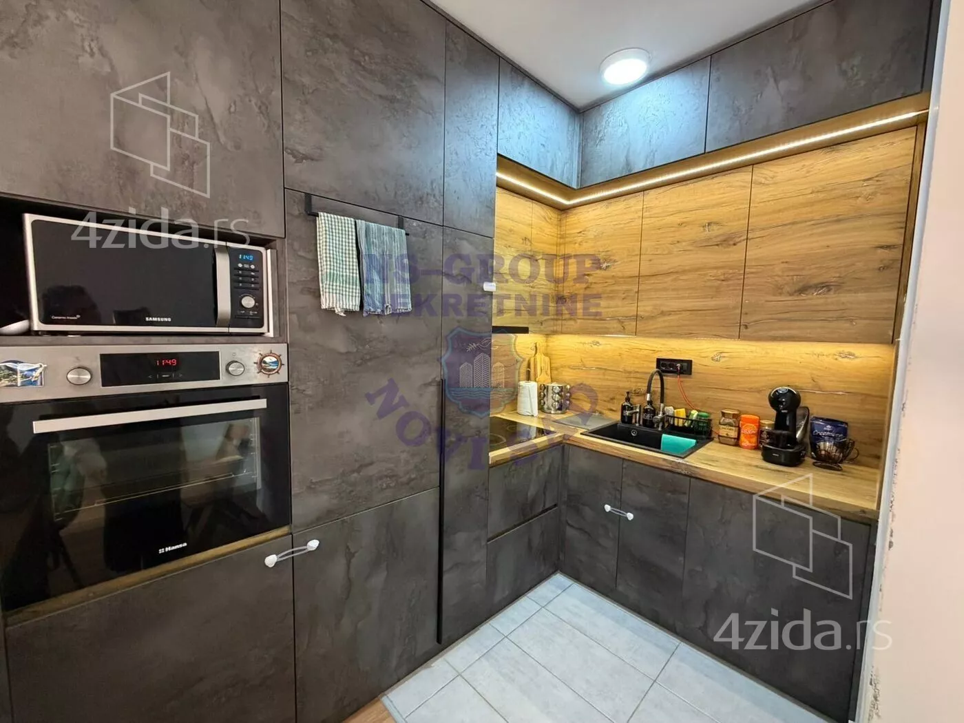 Troiposoban stan | 4zida