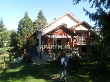 Srednjokrajska | 4zida.rs