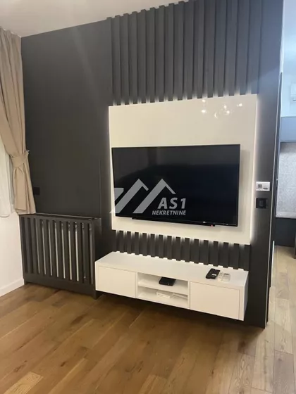 Vojvode Mišića | 4zida.rs