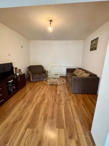 Glavna ulica | 4zida.rs