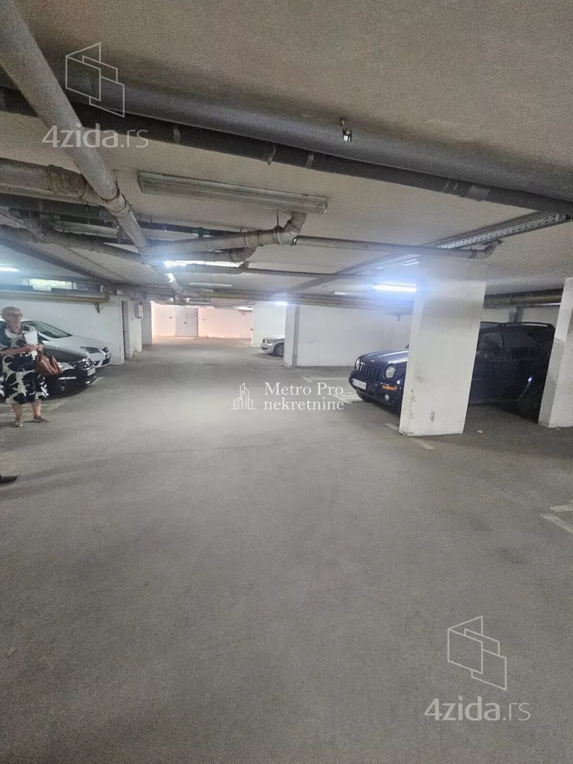 Parking | 4zida