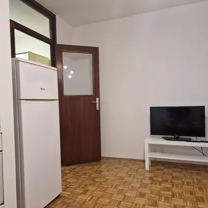 Knićaninova | 4zida.rs