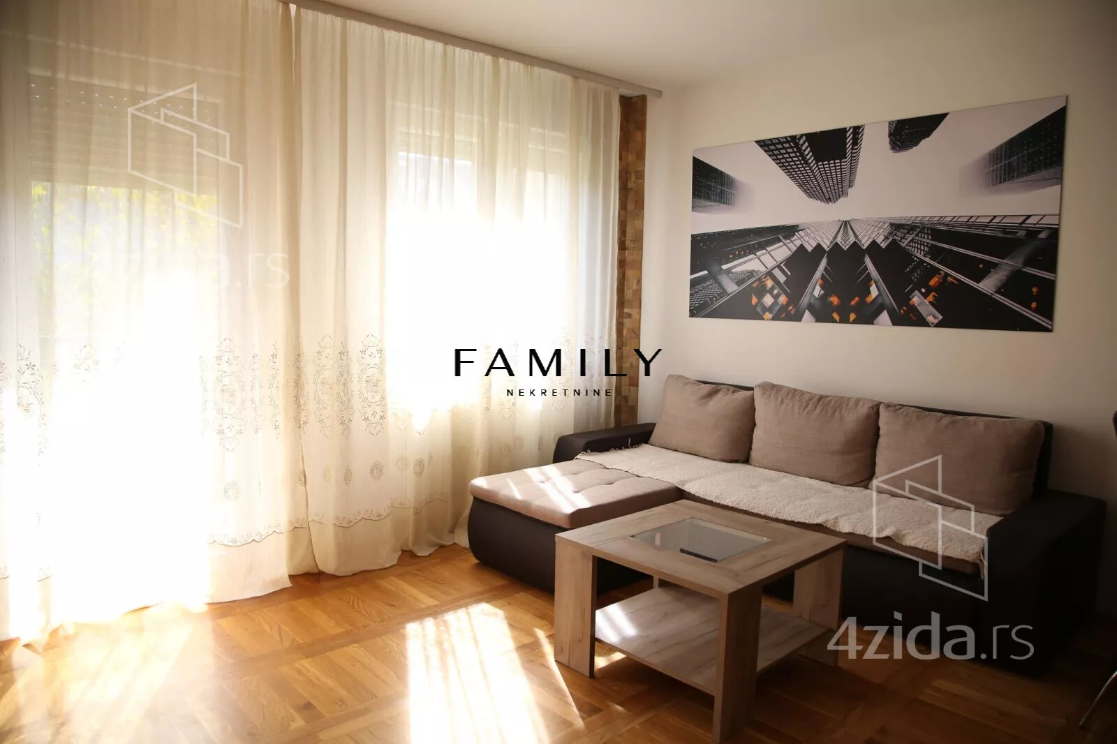 Jednoiposoban stan | 4zida