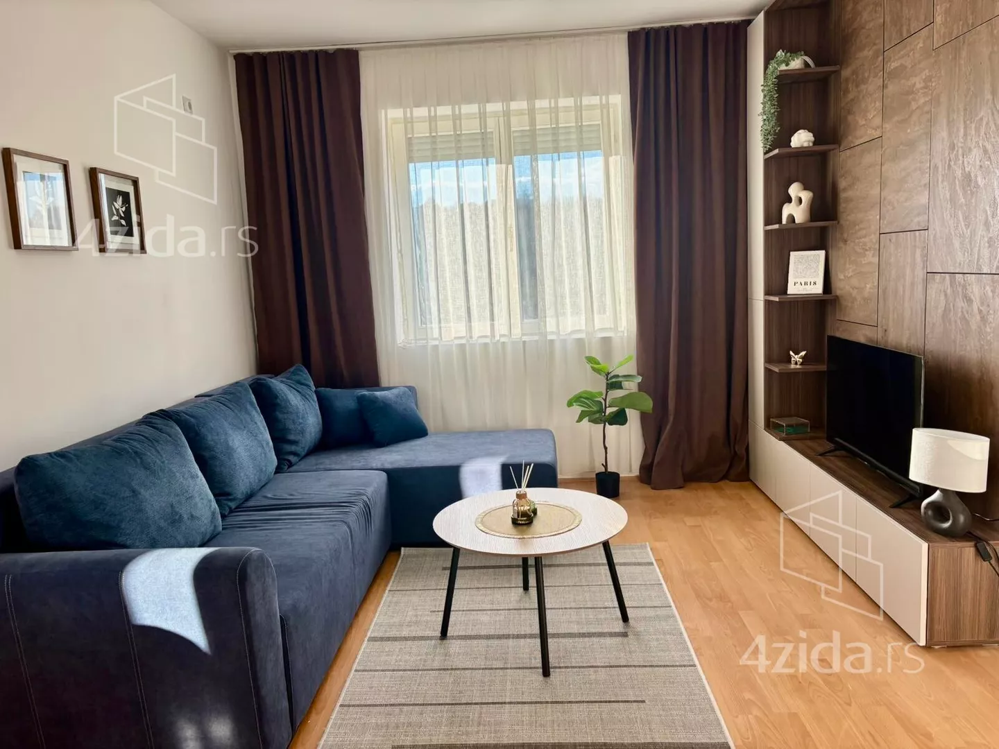 Jednoiposoban stan | 4zida