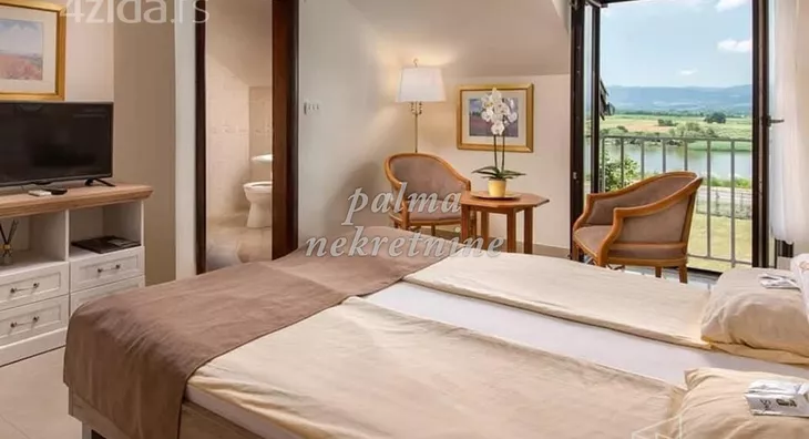 Ugostiteljski objekat | 4zida