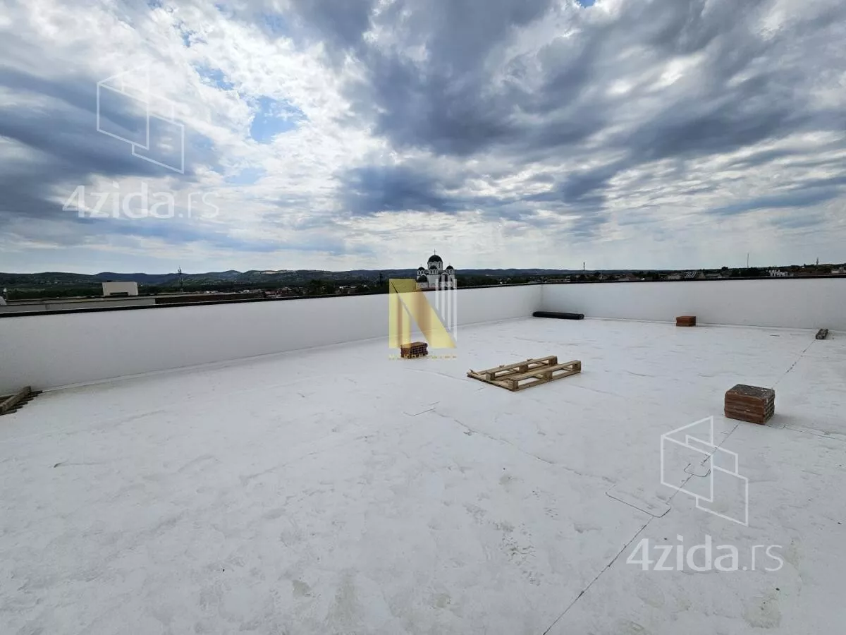 Petosoban stan | 4zida