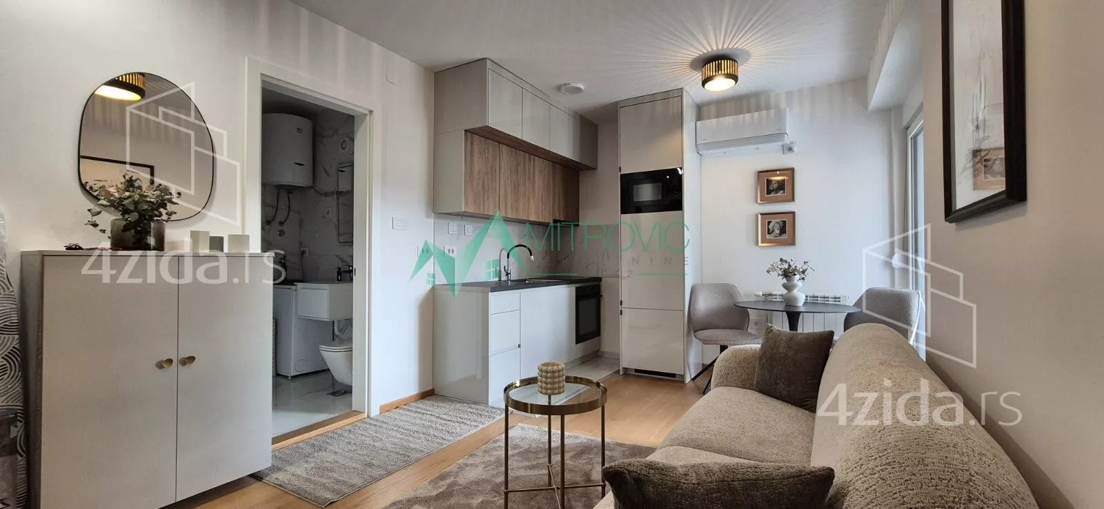 Jednoiposoban stan | 4zida