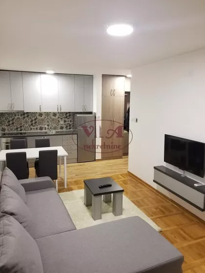 Adamovićevo Naselje | 4zida.rs