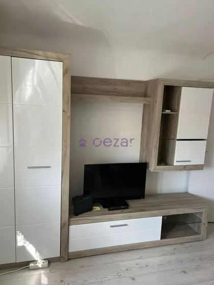 Vukov Spomenik | 4zida.rs