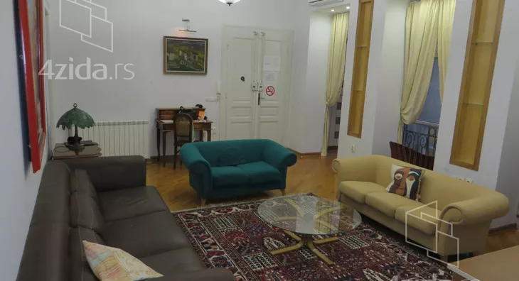 Petosoban stan | 4zida