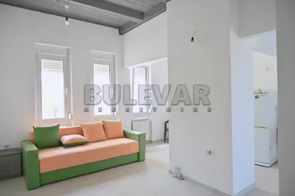 Božidarčeva | 4zida.rs