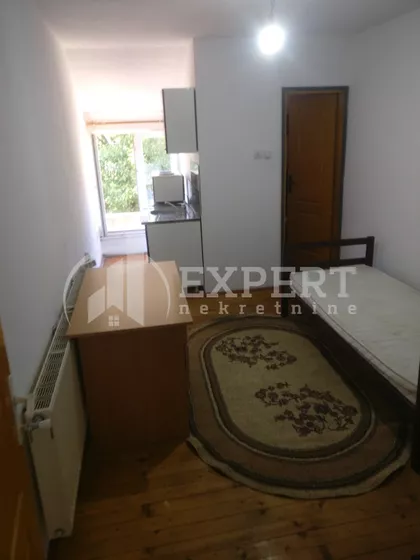 Jovana Ristića | 4zida.rs