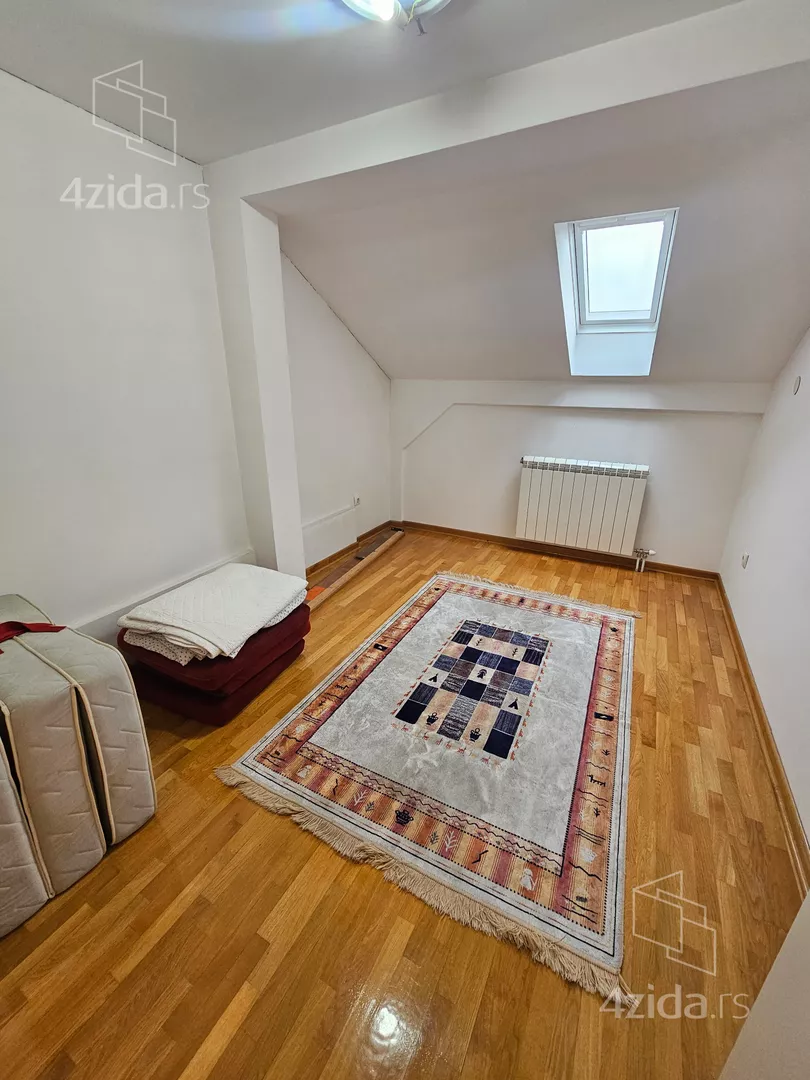 3-etažna kuća | 4zida