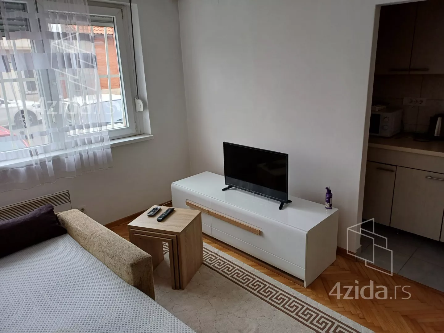Garsonjera | 4zida