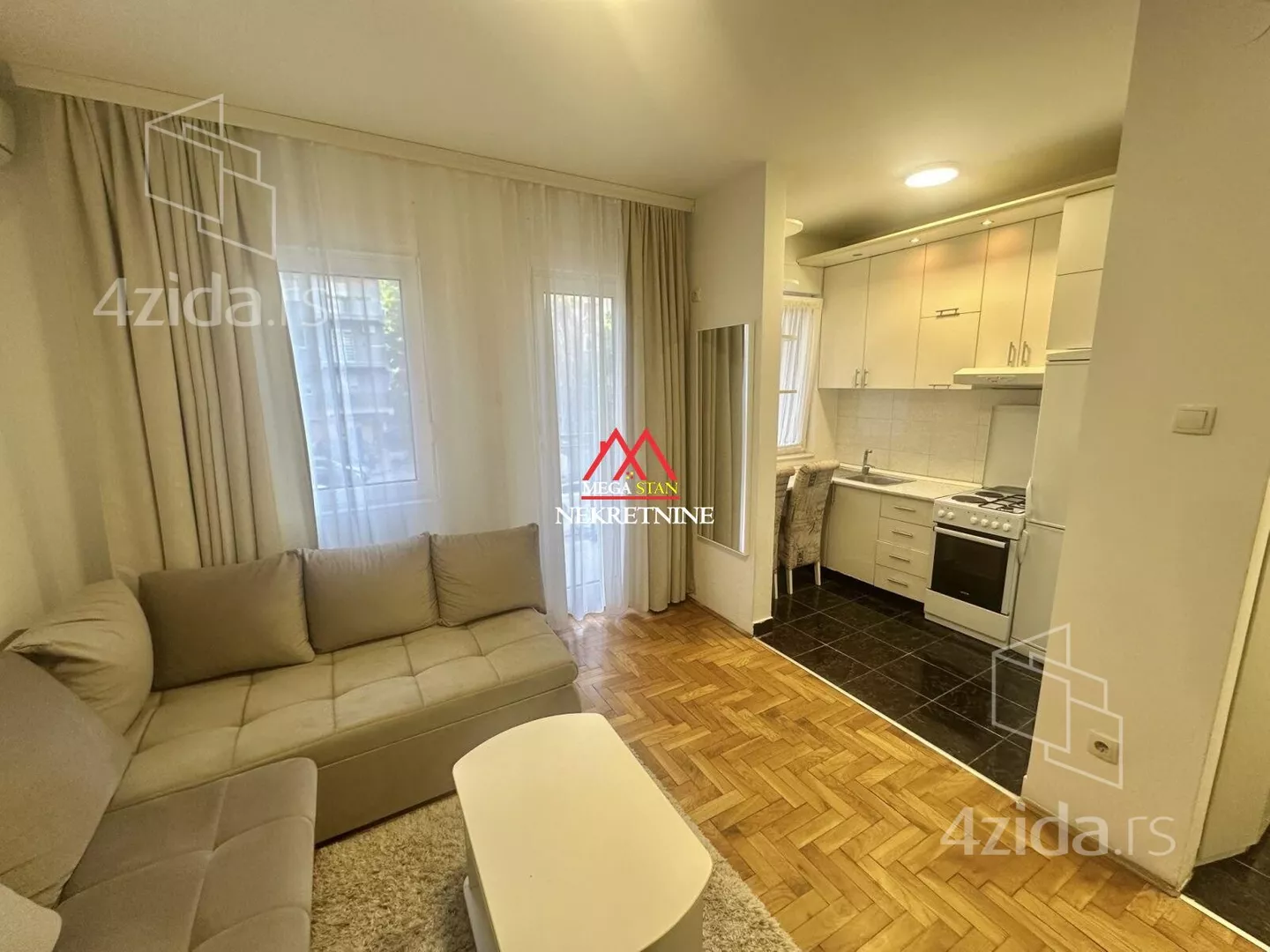 Garsonjera | 4zida