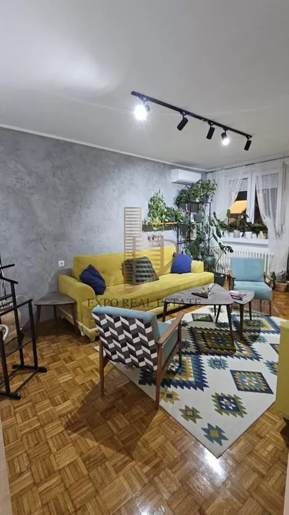 ŽELEZNIČKA | 4zida.rs