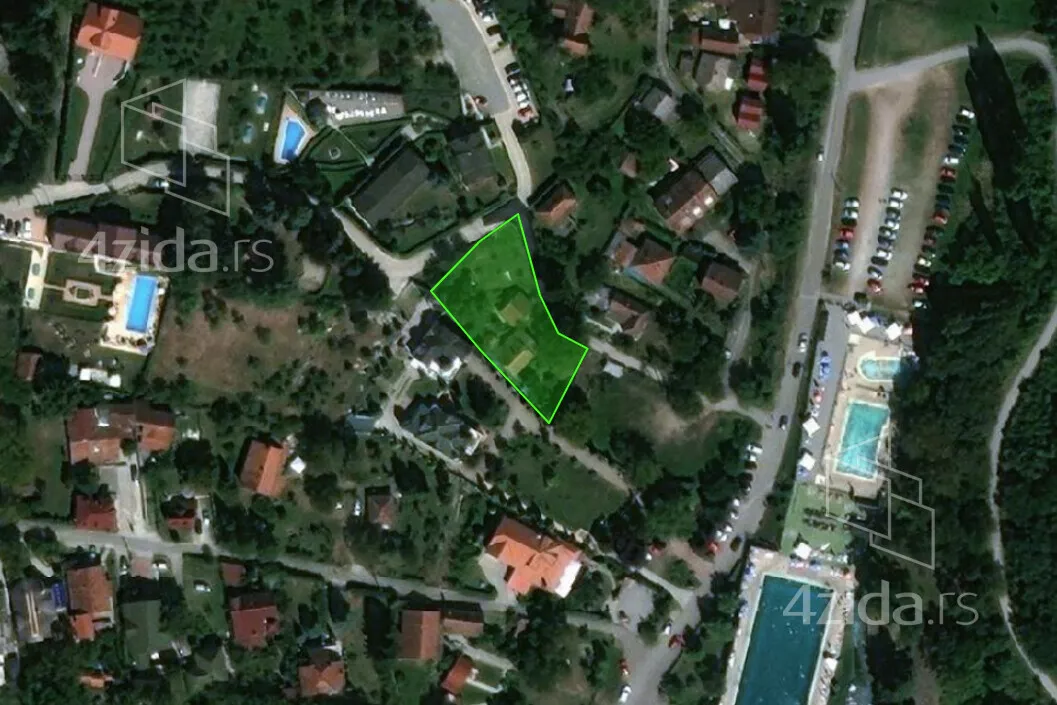 Građevinsko zemljište | 4zida