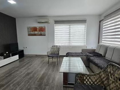 Svetosavska | 4zida.rs