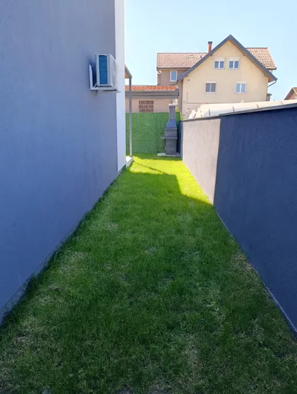 Novosadski Put | 4zida.rs