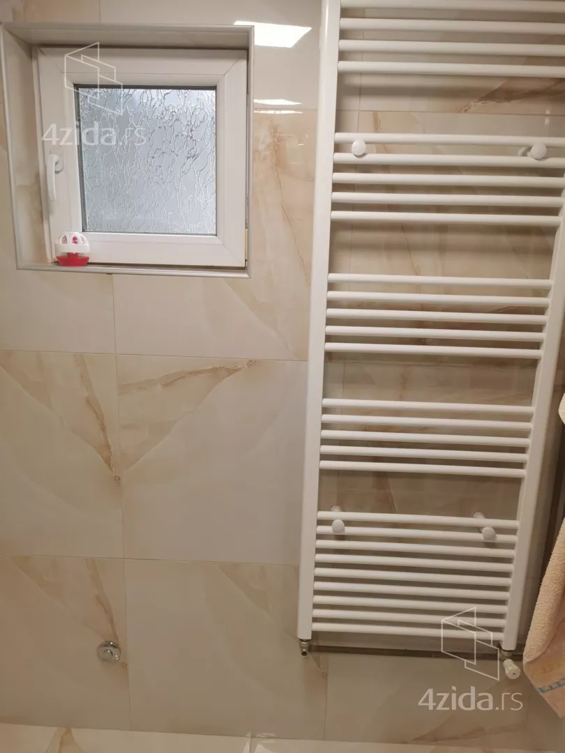 5-etažna kuća | 4zida