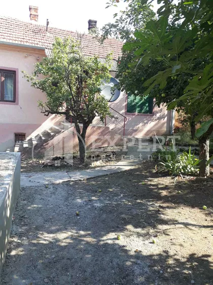 Rujište | 4zida.rs