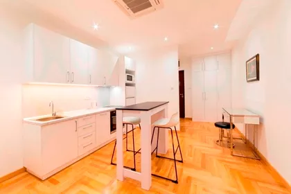 Strahinjica bana | 4zida.rs