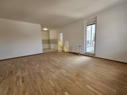 Bulevar Patrijarha Pavla (Somborski Bulevar) | 4zida.rs