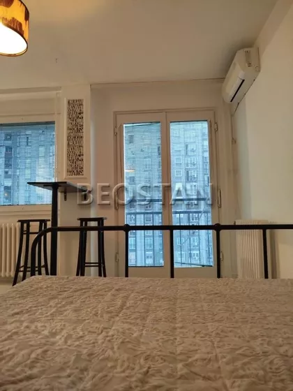 Jurija Gagarina | 4zida.rs