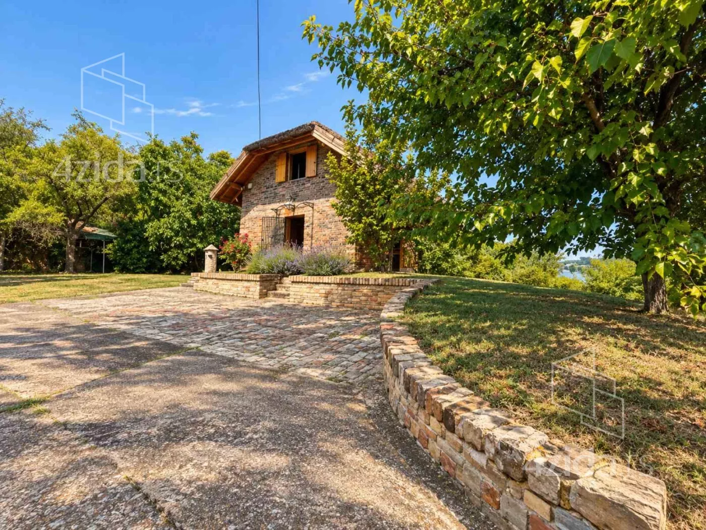 Kuća | 4zida